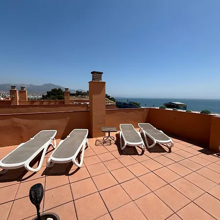 Apartment Atico Con Vistas Al Mar Y Con Piscina Frente A Castillo Sohail *