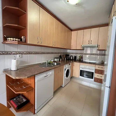 Apartment Atico Con Vistas Al Mar Y Con Piscina Frente A Castillo Sohail Fuengirola