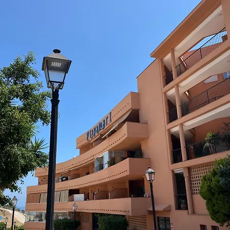Apartment Atico Con Vistas Al Mar Y Con Piscina Frente A Castillo Sohail